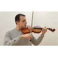Insegnante con grande esperienza concertistica e di insegnamento offre lezioni di Violino!